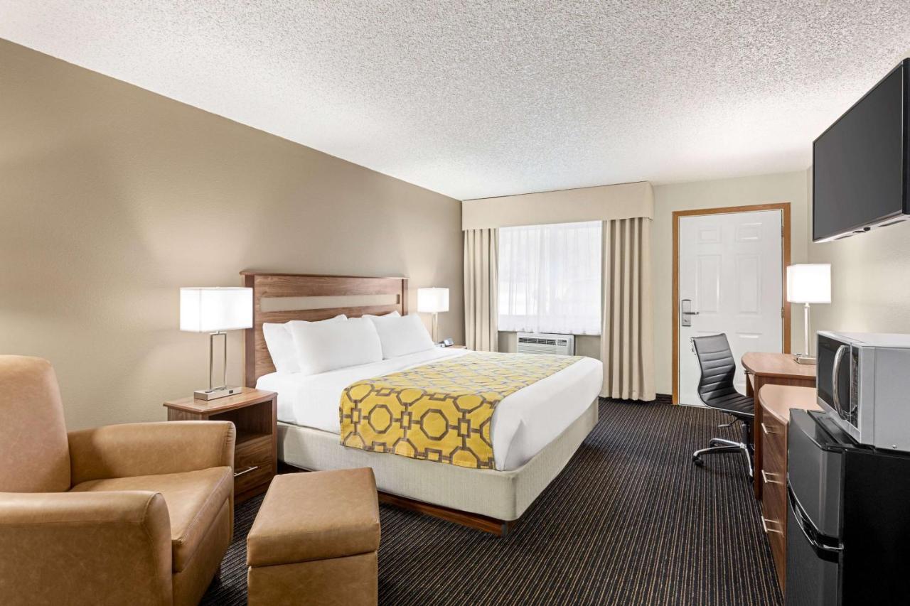 Baymont By Wyndham Whitefish Hotel Exterior foto