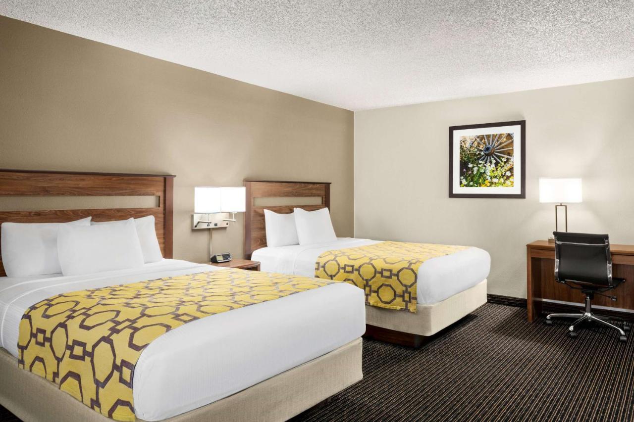 Baymont By Wyndham Whitefish Hotel Exterior foto